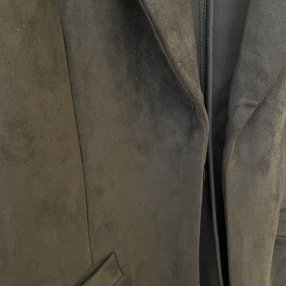 Coat - Picture 2 of 4